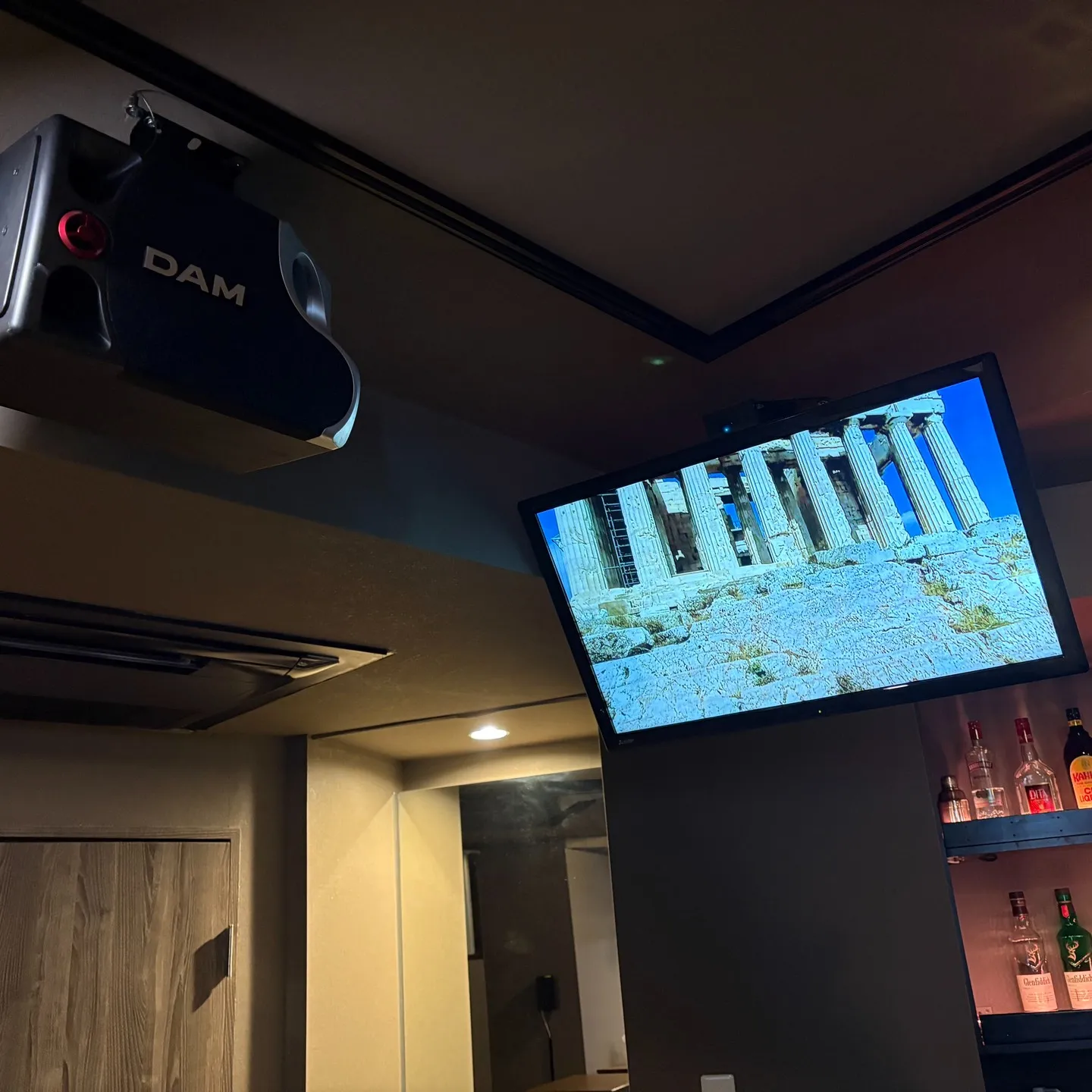 こんばんは、Barubiです！🌟本日も楽しい夜をお届けします...