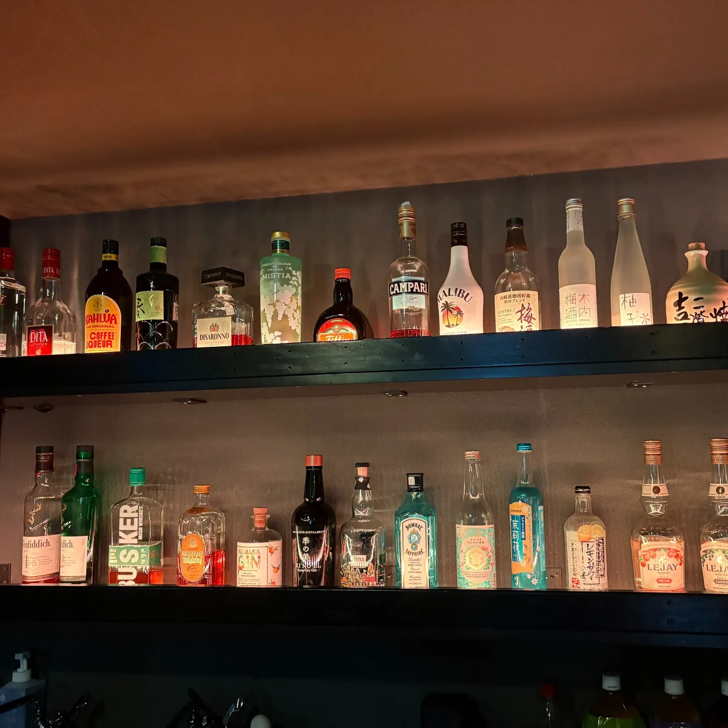 こんばんはBarubiです🌟当店ではあらゆるカクテルとお酒を...