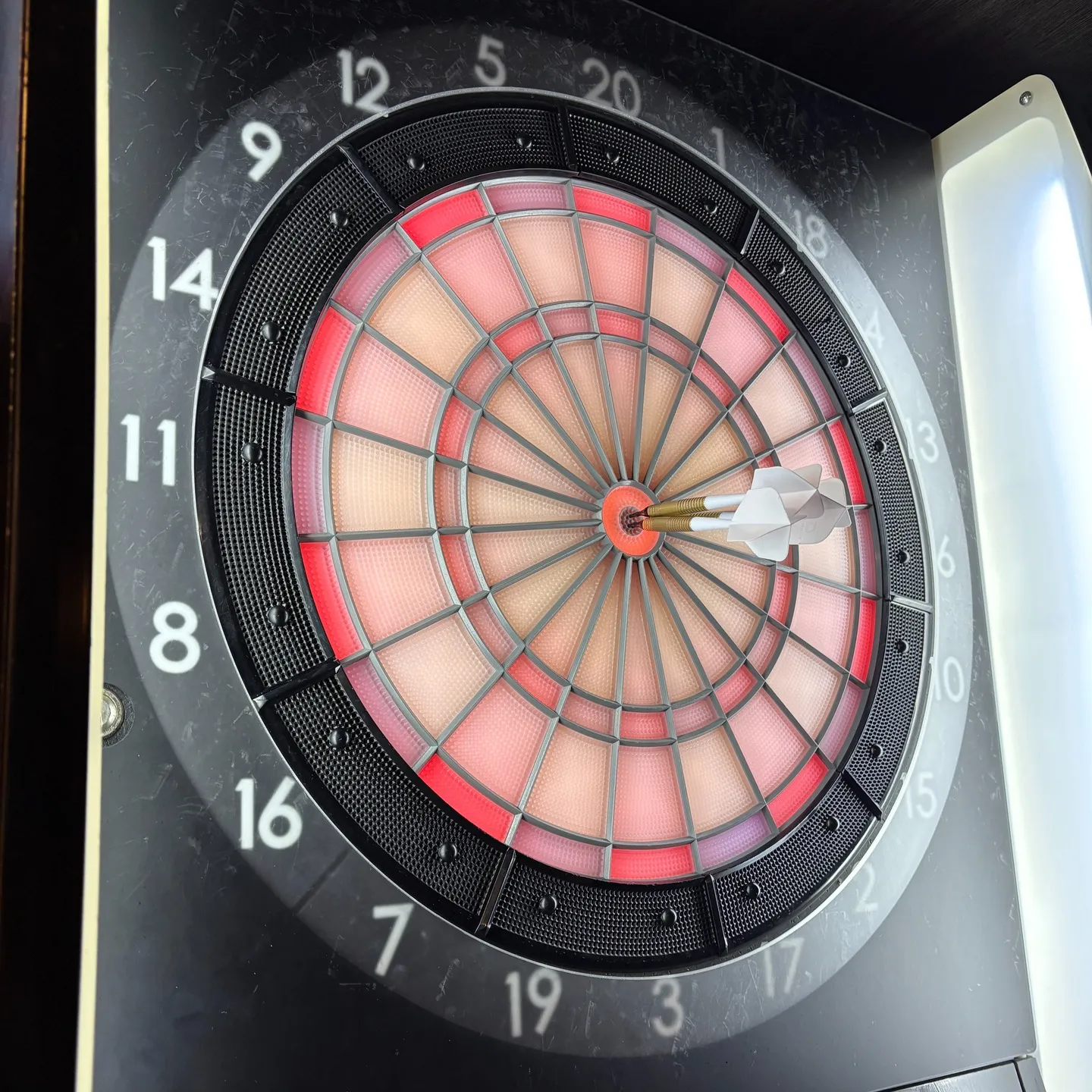 こんばんは🌟Barubiです！今日はちょっと楽しい夜のスポッ...