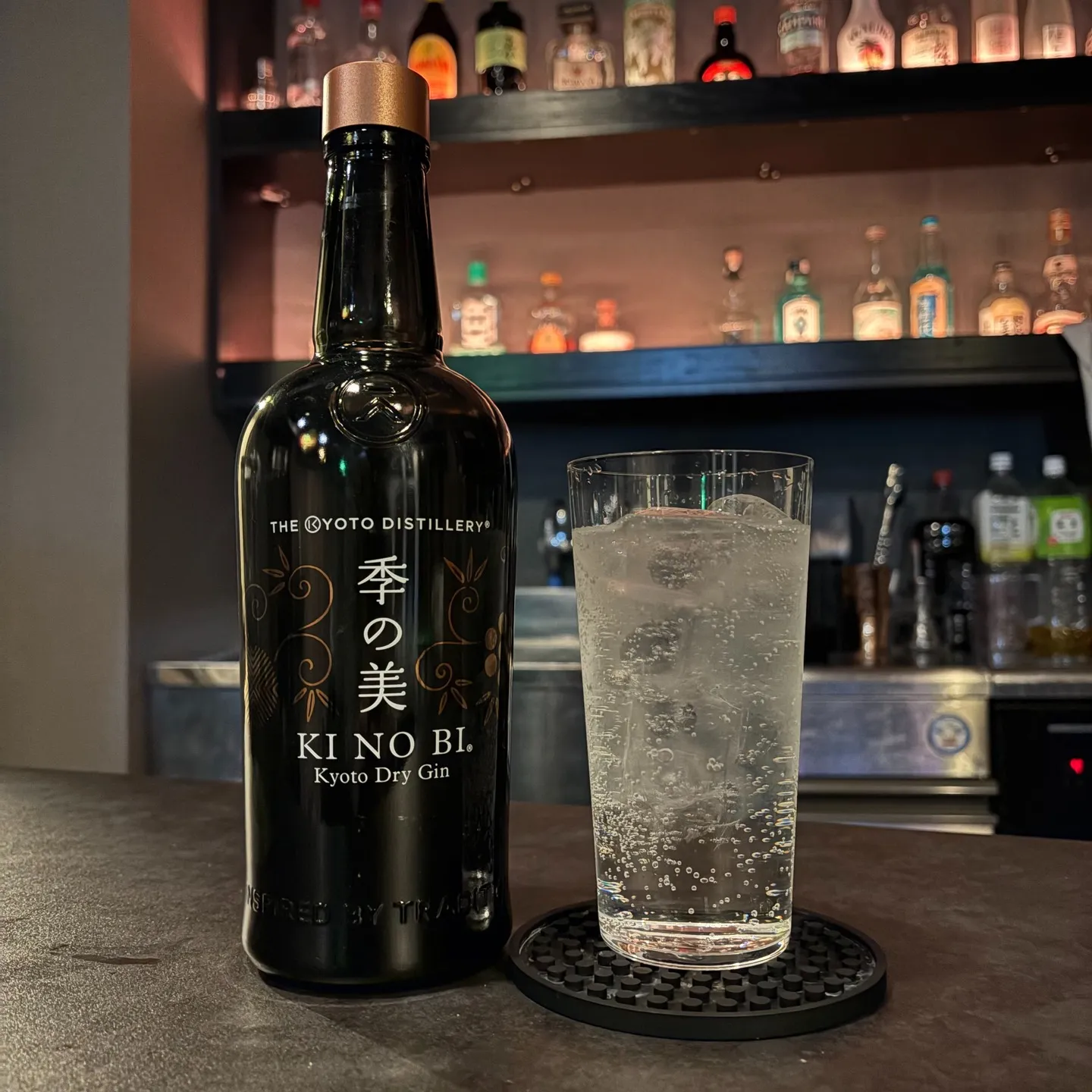 こんばんは🌙 Bar ubiです🍸