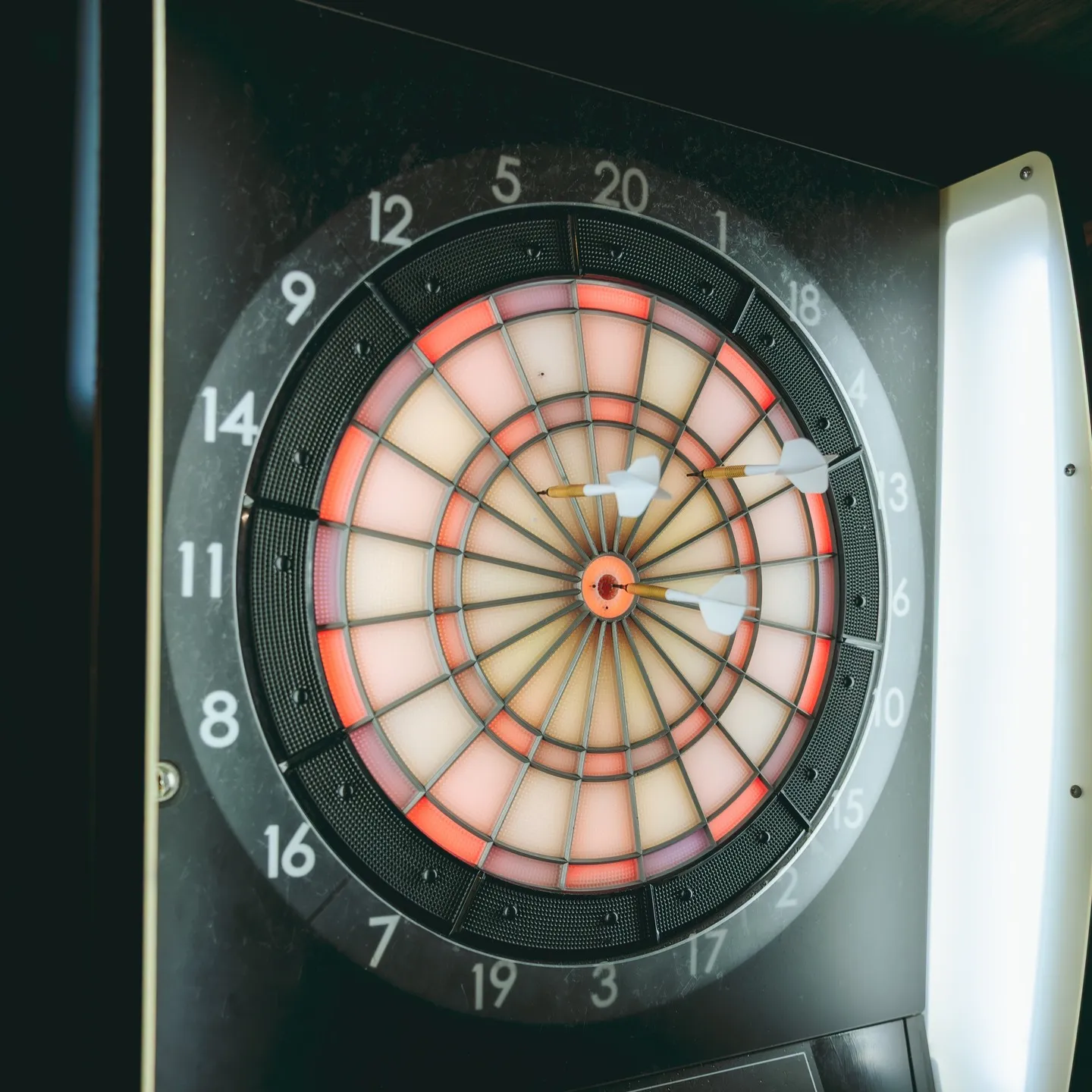 こんばんはBar ubiです✨当店では、みんなで楽しめるダー...